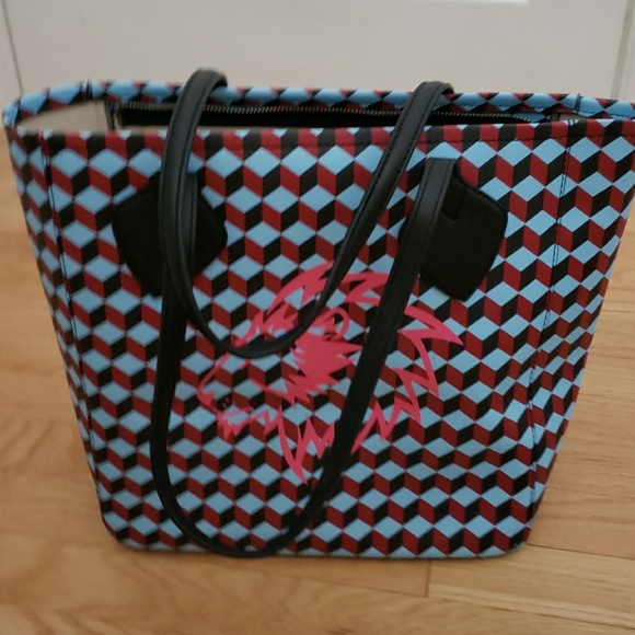 Purses - Picture 2 of 3